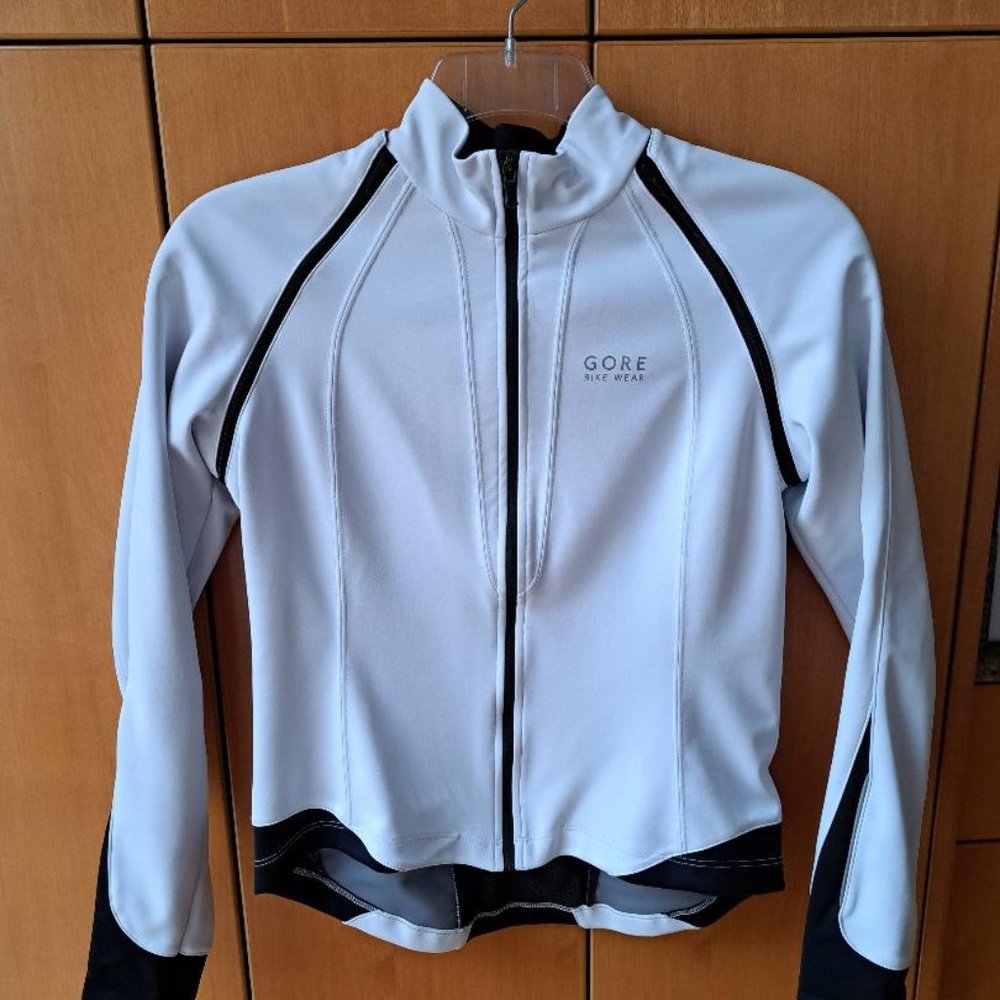 Gore Windstopper Soft Shell Bike Jacket w/Removable Sleeves